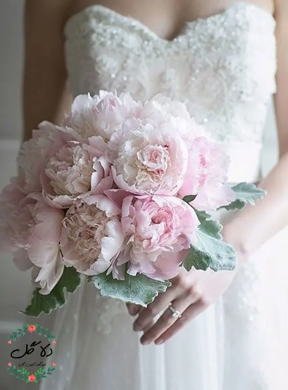 دسته گل لاکچری عروس