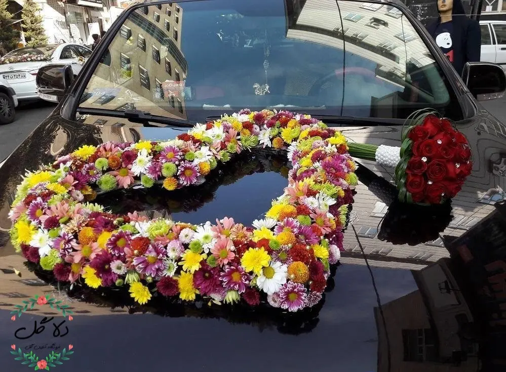 گل آرایی ماشین عروس